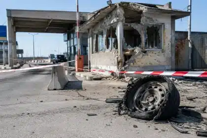 Bombing near Colombia–Venezuela bridge raises tensions in Cúcuta after official's killing