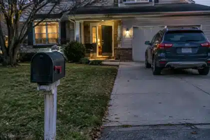 N.J. executive killed spouse and daughter at couple's $2M home, investigators say