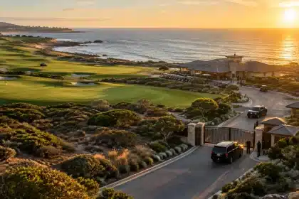 Trump proposes presidential retreat at his Florida golf club similar to Camp David
